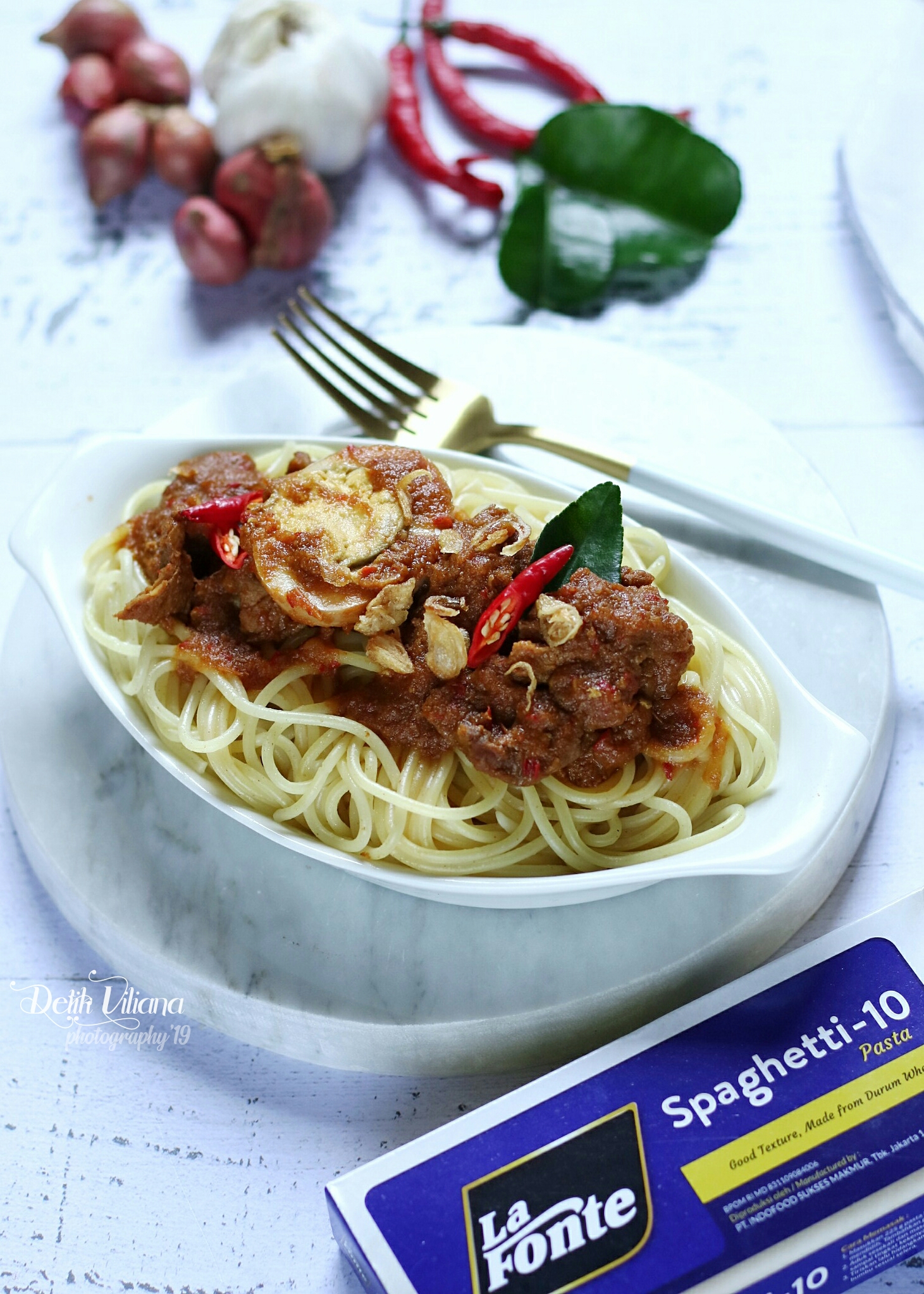 Spaghetti Bumbu Bali Daging dan Telur